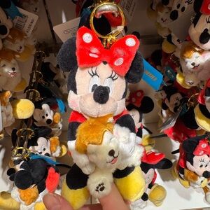 Disney Shibuya Store Limited Mickey Minnie Mouse Keychain Plush